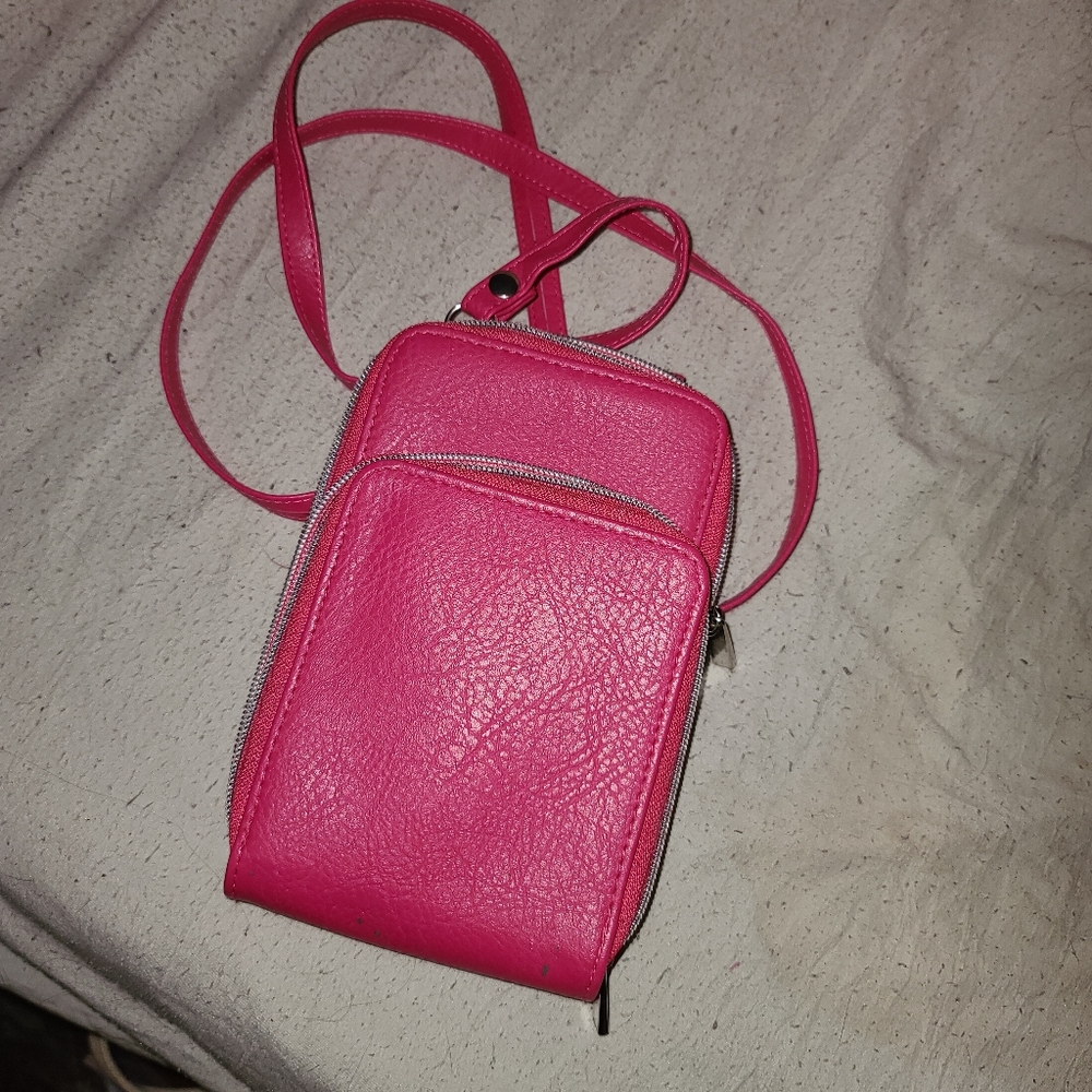 Cell phone crossbody purse/wallet